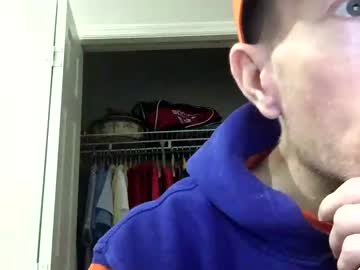 Dustinthesweettalker stream photo from December 17, 2024