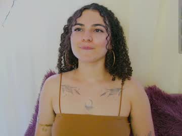 Merida_Bell18 December 17, 2024 Chaturbate stream image