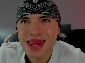 David_Jons7 December 18, 2024 Chaturbate stream image