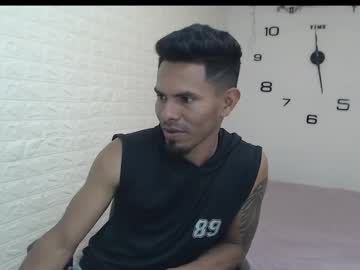 Adamwarner32 December 18, 2024 Chaturbate stream image