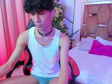 Fem_Loui December 18, 2024 Chaturbate stream image