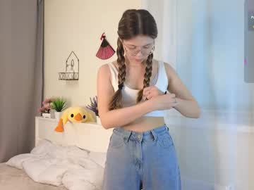 Gladysalvey December 18, 2024 Chaturbate stream image