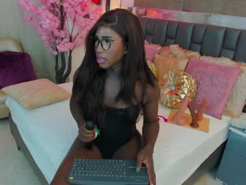 Isseymz December 18, 2024 Chaturbate stream image