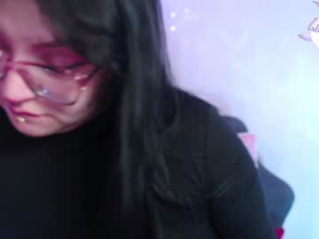 Lilomoon69 December 18, 2024 Chaturbate stream image