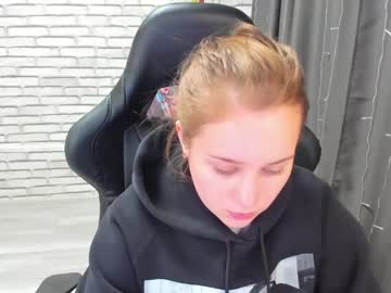 Me1issa_Cute December 18, 2024 Chaturbate stream image