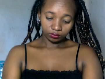 Malinah01 December 18, 2024 Chaturbate stream image