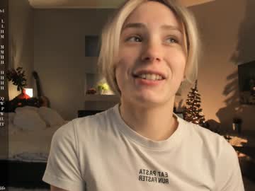 Margarethowell December 18, 2024 Chaturbate stream image