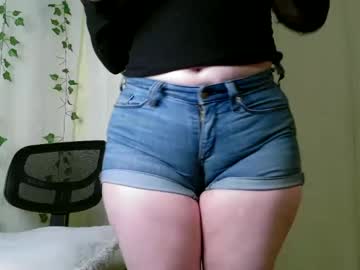 Roselovesyou321 December 18, 2024 Chaturbate stream image