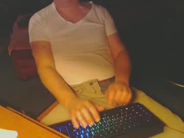Wannawatch101101 December 18, 2024 Chaturbate stream image
