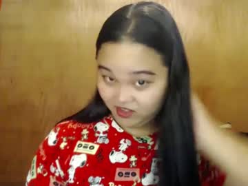 Urasian_Hotchix69 December 18, 2024 Chaturbate stream image