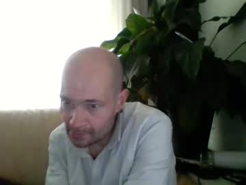 Meloveu3301 December 18, 2024 Chaturbate stream image