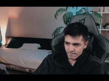 Arturmelrose December 18, 2024 Chaturbate stream image