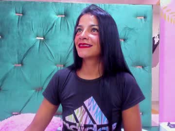 Hellen__4master December 18, 2024 Chaturbate stream image