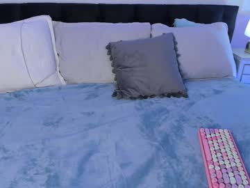Julieta_Cortes__ December 18, 2024 Chaturbate stream image