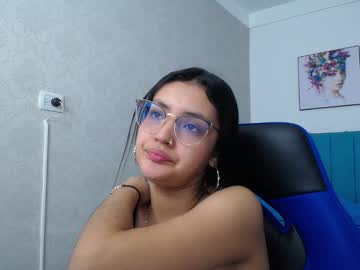 Antonella_Sweetlittle December 18, 2024 Chaturbate stream image