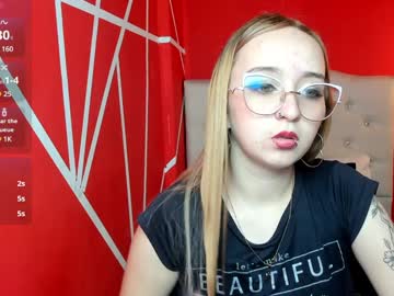 Liaroberts1 December 18, 2024 Chaturbate stream image
