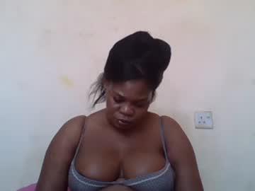 Sexydove2 stream photo from December 18, 2024