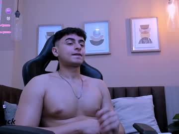 Andrewlamar77 December 18, 2024 Chaturbate stream image