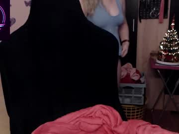 Lexygold December 18, 2024 Chaturbate stream image