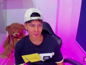 Twink_Bunny December 18, 2024 Chaturbate stream image