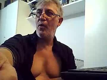 Willfire71 December 18, 2024 Chaturbate stream image