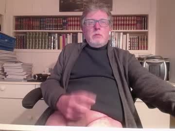 Hotlux_54 December 18, 2024 Chaturbate stream image