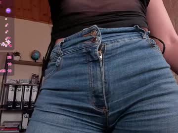 Princesscorine December 18, 2024 Chaturbate stream image