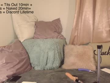Thebeautifulbadassnextdoor December 18, 2024 Chaturbate stream image