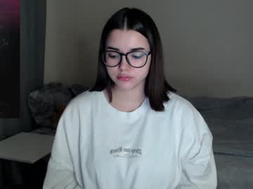 Cherryy1bb December 18, 2024 Chaturbate stream image