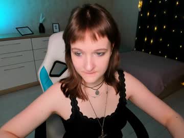 Clover_Red December 18, 2024 Chaturbate stream image