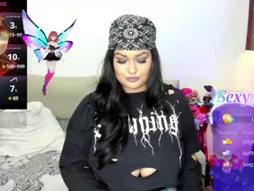 Laura_Sinner stream photo from December 18, 2024