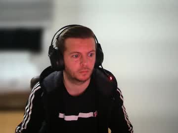 Aydinn90 December 18, 2024 Chaturbate stream image