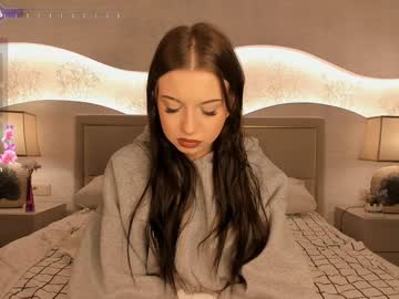 Leliboli December 18, 2024 Chaturbate stream image