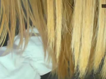 Melmooon December 18, 2024 Chaturbate stream image