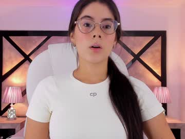 Miasilverr December 18, 2024 Chaturbate stream image