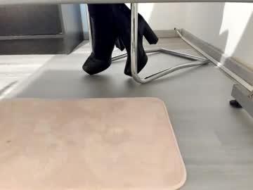 Tired33 December 18, 2024 Chaturbate stream image
