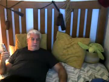 Yoursilverfoxman December 18, 2024 Chaturbate stream image