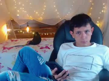 Derecktwink_ December 18, 2024 Chaturbate stream image
