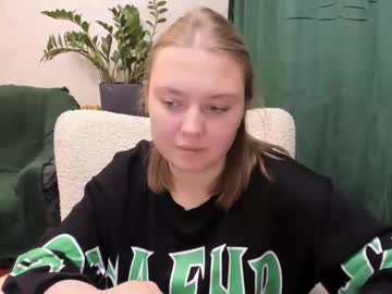 Emilywooow December 18, 2024 Chaturbate stream image