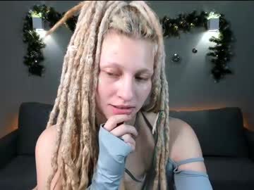 Courtneyroberts December 18, 2024 Chaturbate stream image