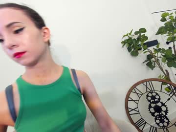 Ehotlovea December 18, 2024 Chaturbate stream image