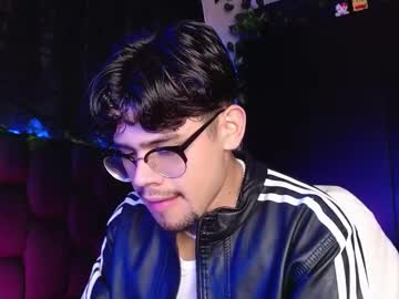 Isaac_Saenz December 19, 2024 Chaturbate stream image