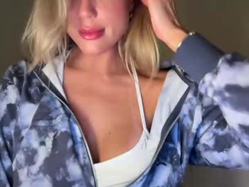 Iiivy_ December 19, 2024 Chaturbate stream image