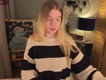 Ohmyjuliet stream photo from December 19, 2024