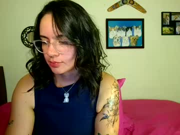 Violet_Kitty_2 December 19, 2024 Chaturbate stream image