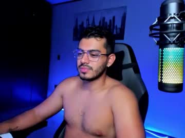 Bruno_Diaz31 December 19, 2024 Chaturbate stream image