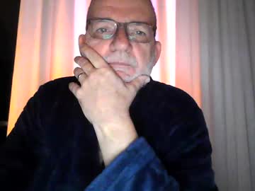 Beardman916444 December 19, 2024 Chaturbate stream image