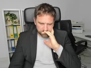 Johnnydough82 December 19, 2024 Chaturbate stream image