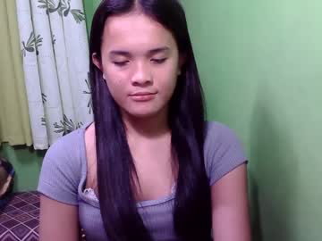 Pinaymorena_Rhowe December 19, 2024 Chaturbate stream image