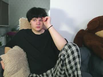 Sw33tie_Tom December 19, 2024 Chaturbate stream image